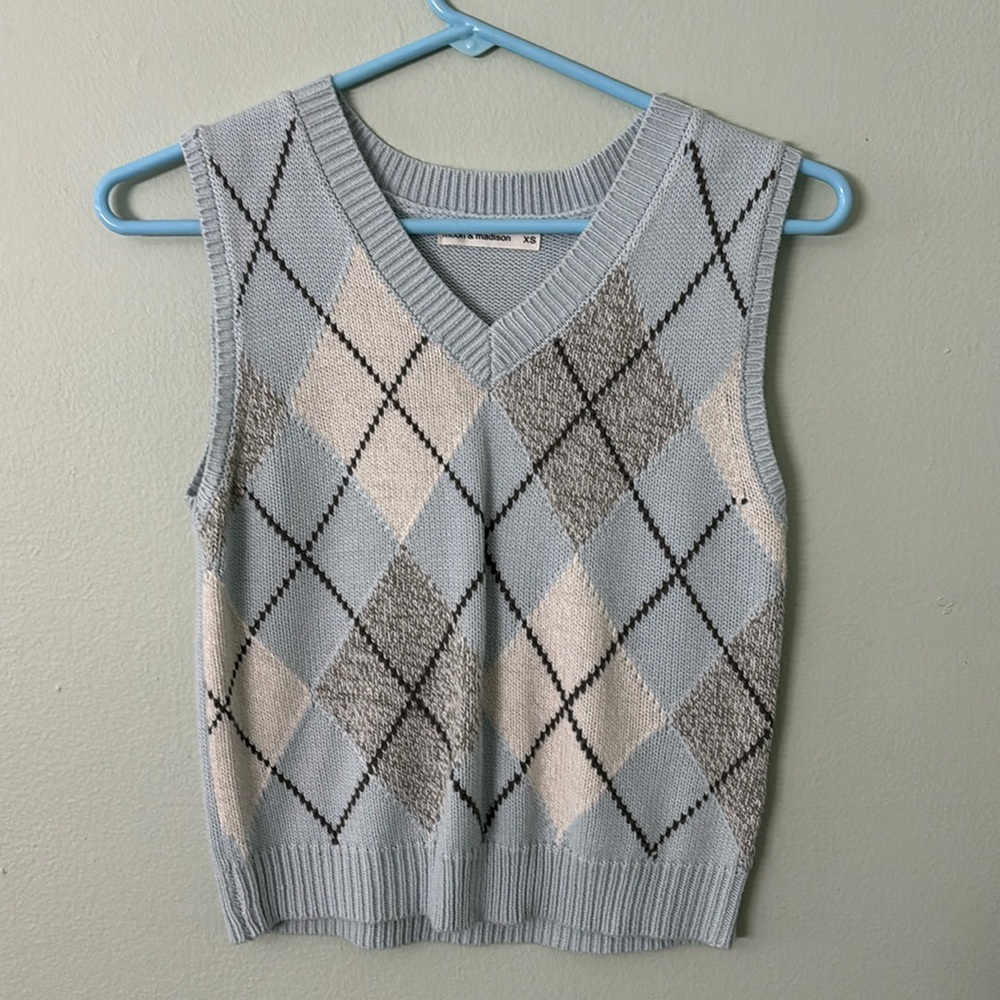 Women’s Argyle Sweater